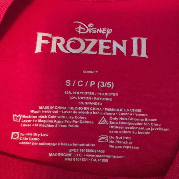 ⤵️🆕Disney Frozen Olaf warm hugs tee - Picture 3 of 5